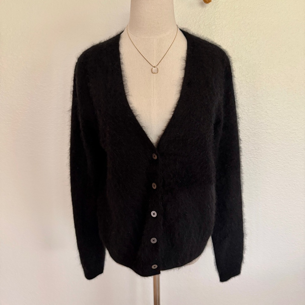 🖤 VS Cashmere Fuzzy Knit Black Cardigan Sweater - Picture 4 of 16